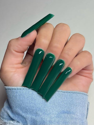 Emerald - Dominican magic