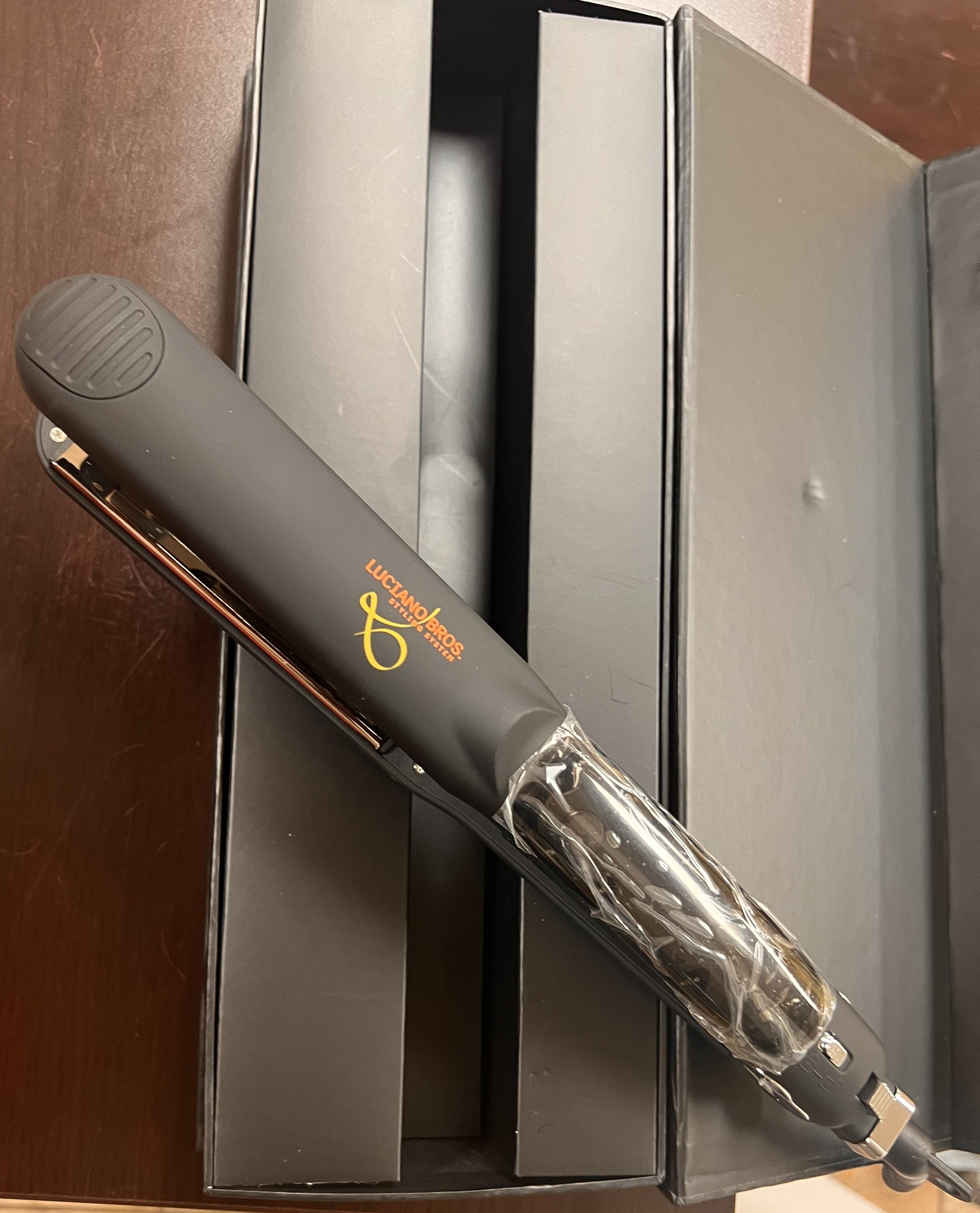 Luciano Bros. Styling System Flat Iron - Style & Protect